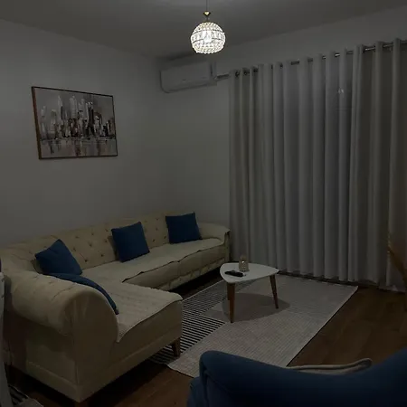 公寓 Golden Apartment 1 Kamez