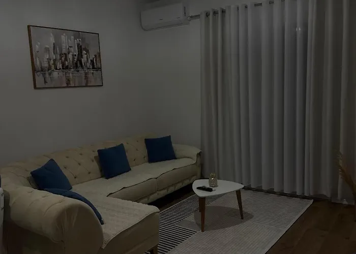 公寓 Golden Apartment 1 Kamez